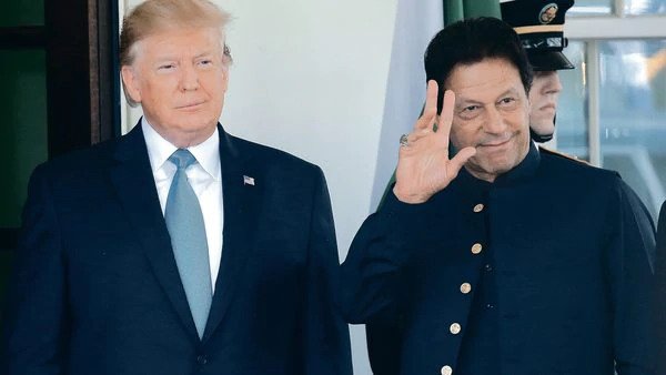 America showed Pakistan a mirror, PM Imram Khan - Trump - THN